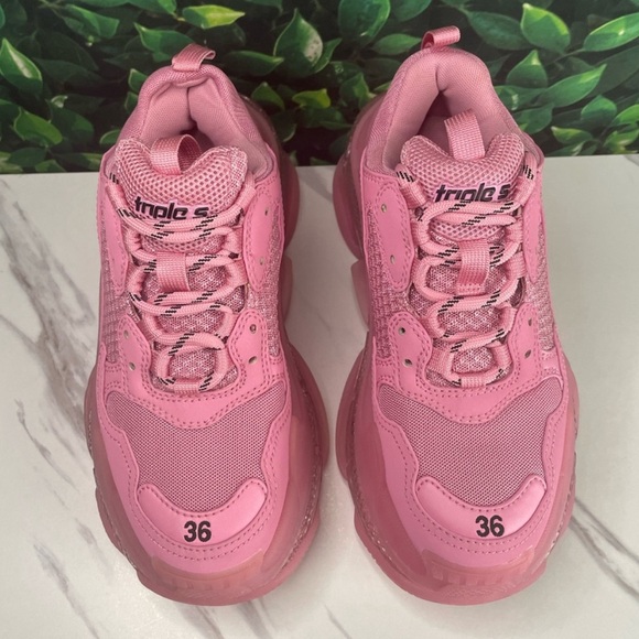 BALENCIAGA SHOES 100% AUTHENTIC BALENCIAGA SNEAKERS BALENCIAGA TRIPLE S … - Picture 7 of 15